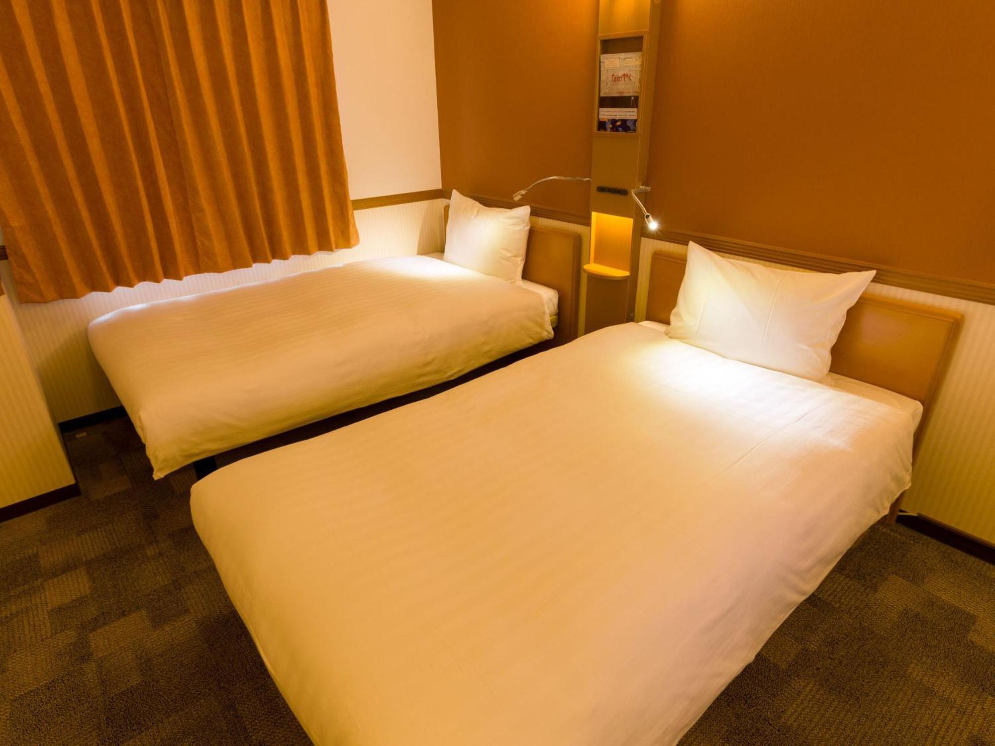 Toyoko Inn Yonago Ekimae Buitenkant foto