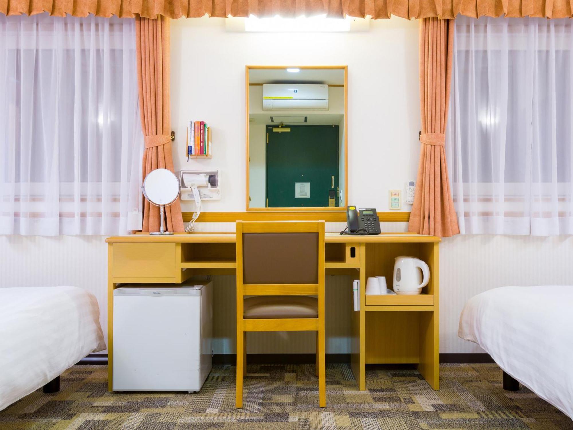 Toyoko Inn Yonago Ekimae Buitenkant foto